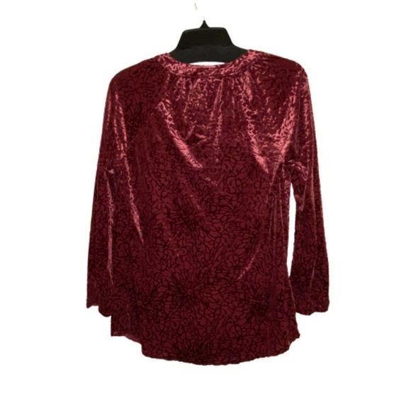 🆕Intro. Stretch Petite Burgandy Top size PM - Picture 6 of 9